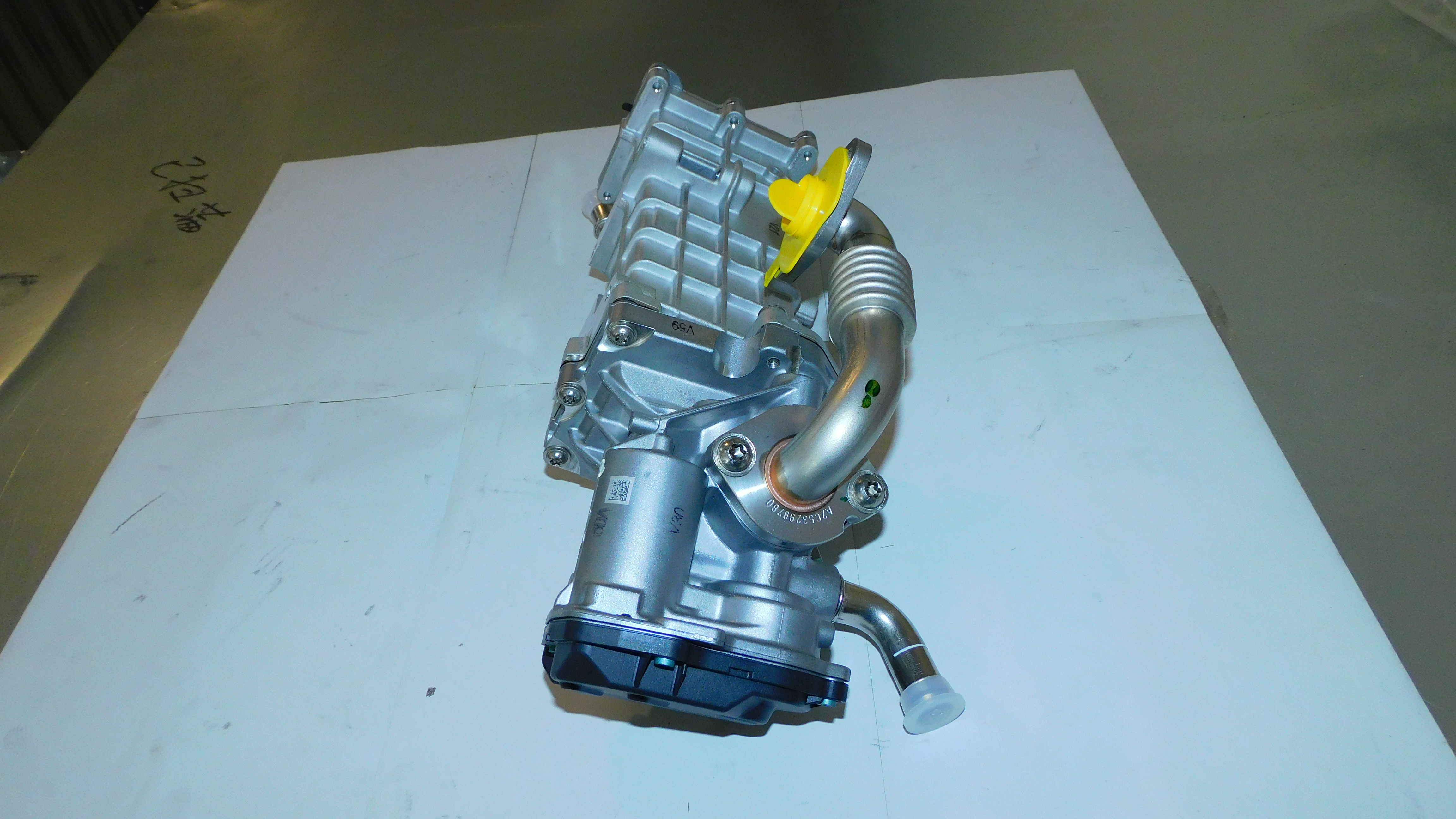 純正4M50エンジン部品 EGRクーラー QC000057 三菱ふそう用| Alibaba.com