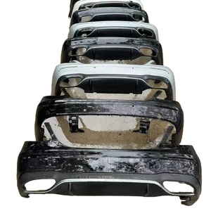 Kit de démontage original d'<span class=keywords><strong>occasion</strong></span> pour <span class=keywords><strong>Mercedes</strong></span>-Benz <span class=keywords><strong>Classe</strong></span> E W213 Pare-chocs arrière avec grands emblèmes verticaux pour ancien modèle - Product Image 1