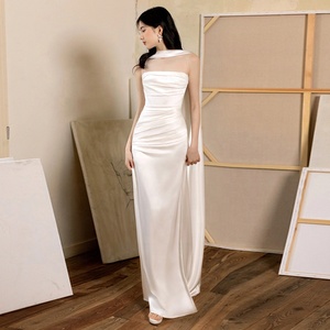 Abito da <span class=keywords><strong>Sposa</strong></span> Leggero 2026, Vestito Bianco Semplice e Snellente, Abito da Cerimonia per Adulti, Vestito da Banchetto in Raso per Donne - Product Image 1