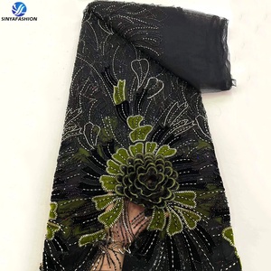 Tessuto in Velluto Sinya <span class=keywords><strong>di</strong></span> Alta Qualità con Ricami, Perline e Paillettes, Design Floreale per Abiti <span class=keywords><strong>da</strong></span> <span class=keywords><strong>Sposa</strong></span> e Abbigliamento Femminile - Product Image 2