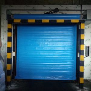 ประตูม้วนสำหรับห้องเย็น ประตูเข้าออกภายในห้องเย็น ประตูห้องเตรียมอาหาร ประตูแบบเปิดเร็ว - Product Image 1