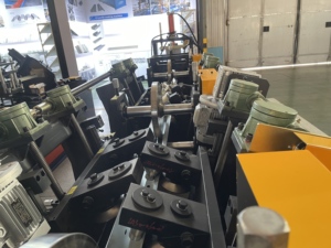 ZTRFM Galvani zed Purlins für Solar <span class=keywords><strong>Hat</strong></span> Channel Pfetten walzen form maschine nach Indien - Product Image 2