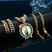 Chaîne cubaine en argent et plaqué or de luxe personnalisée pour hommes, Boston Celtics, hip-hop, entièrement sertie de cristaux, pendentif avec logo de l'équipe