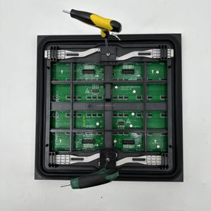 P4 truy cập phía trước RGB <span class=keywords><strong>LED</strong></span> hiển thị bên ngoài quảng cáo biển quảng cáo Trường Giáo Dục thông tin bản tin 320*320 mét <span class=keywords><strong>Led</strong></span> <span class=keywords><strong>Board</strong></span> - Product Image 4