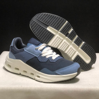 Chaussures de sport légères et respirantes pour hommes, de haute qualité, avec doublure en mesh confortable, design Cloud, pour un usage décontracté.