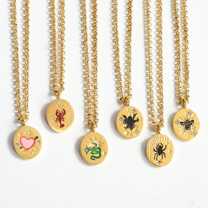 Collier <span class=keywords><strong>personnalisé</strong></span> en acier inoxydable plaqué or 18 carats avec pendentif en forme d'étoile, de constellation, de <span class=keywords><strong>horoscope</strong></span>, de serpent, d'araignée, d'octopus, d'abeille - Product Image 1