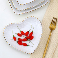Assiette en céramique de style européen de luxe pour collations, table basse de salon, assiette à fruits, assiettes à dîner, ensemble en céramique de luxe avec bord doré