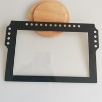 Plaque de verre sérigraphiée de forme irrégulière avec trous percés sur mesure et revêtement antireflet pour écran intelligent