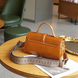 Sac Ando en cuir de vachette véritable, sac à main vintage pour femme, sac à bandoulière avec poignée supérieure - Product Image 2
