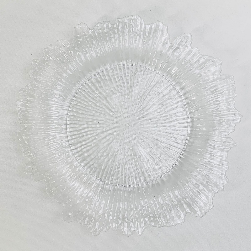 assiette de présentation transparente