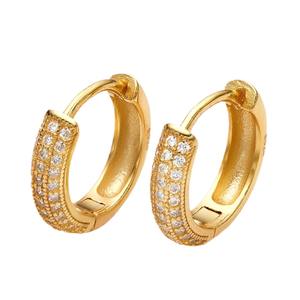 2025 moda nuovo orecchio rotondo fibbia <span class=keywords><strong>925</strong></span> puro <span class=keywords><strong>argento</strong></span> <span class=keywords><strong>orecchini</strong></span> stile retrò <span class=keywords><strong>orecchini</strong></span> a cerchio di alta qualità di lusso orecchino per le donne ragazze - Product Image 1