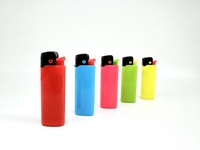 Mini briquet à gaz portable en plastique, type Clipper, pour fumeurs