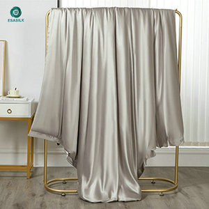 Vente en gros de draps en soie 100% parure de lit personnalisée <span class=keywords><strong>extra</strong></span> <span class=keywords><strong>large</strong></span> housse de couette literie en soie de luxe pour lits doubles appropriés - Product Image 2