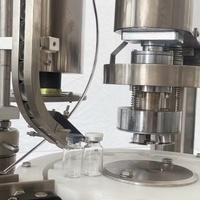 Machine de remplissage manuelle pour flacons de 20 mm avec sertisseuse automatique et étiqueteuse de 22 mm pour capsules en aluminium à ouverture rapide