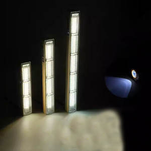 Lámpara de Emergencia LED Recargable con Clasificación IP65, Lámpara de Trabajo Magnética Portátil para Camping, 210 LED, Cobertura de 160° - Product Image 4