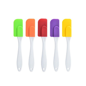 Juego de utensilios de silicona de grado alimenticio para hornear, tamaño mini, con mango de plástico colorido, juego de espátulas de silicona para hornear - Product Image 2