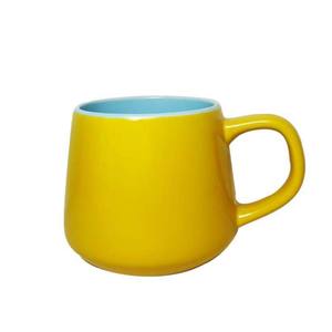 Taza de Cerámica Personalizada con Forma Curva y Asa, Interior Amarillo y Azul, Taza Individual, Artículos Promocionales para Bebidas, Origen Zibo, Parte 7111 - Product Image 2