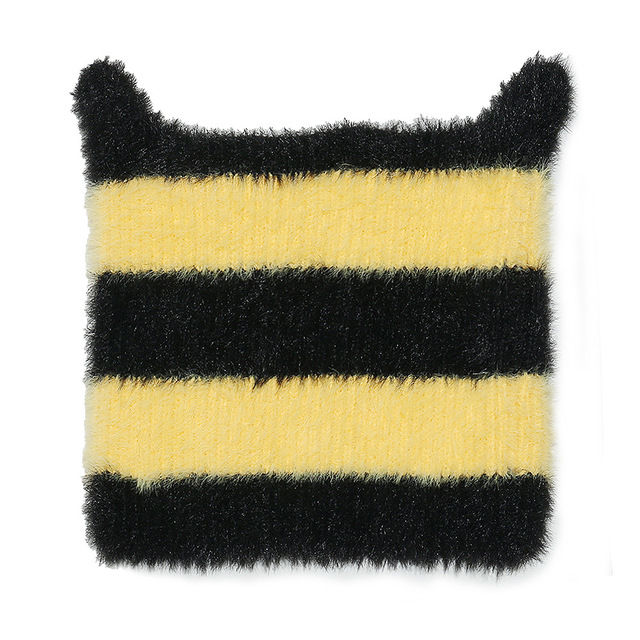 High Quality Custom Winter Funny Cat Ear Knit Skull Hat Fuzzy Furry Beanie Warm Knitted Acrylic Y2k Unisex Travel Fashion