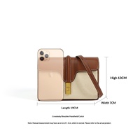 Sacs à bandoulière carrés en cuir véritable pour femmes, nouveau design 2026, vente en gros ODM/OEM, avec fermeture à cadenas et couleurs assorties