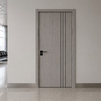 Porte intérieure en MDF avec film PVC, design grain de bois, à rainures verticales, battante, pour chambre et salon