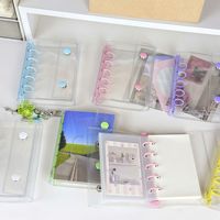 Classeur à reliure spirale en PVC transparent personnalisé M5 Planificateur à feuilles mobiles Ins Simple de grande valeur DIY Cahier de notes en PVC à feuilles mobiles Stockage de livres autocollants