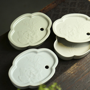 Bandeja Decorativa de Cerámica Estilo Chino con Patrón de Plantas, Forma Irregular, Superficie Esmaltada, para Servir Té y Decoración del Hogar - Product Image 4