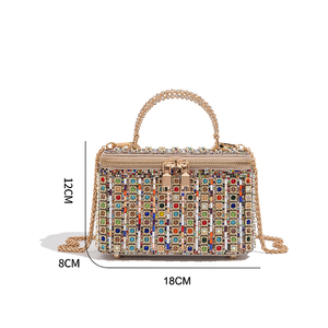 Pochette de Soirée pour Femme avec Strass, Poignée Diamantée et Chaîne Dorée – Sac à Main Bandoulière pour Mariage et Fêtes - Product Image 6
