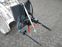 KAVAN 2024 porte-outil pour chargeuse sur pneus plaque d'attelage rapide pour tracteur outils de prise de force