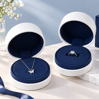 Présentoir de Luxe Rond en Cuir PU pour Bijoux – Organisateur Personnalisé pour Bagues, Colliers et Boucles d'Oreilles – Idéal pour Boutiques et Vitrines de Détail