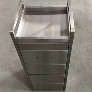 Carrito con Ruedas para Barbería y Salón <span class=keywords><strong>de</strong></span> Belleza, Diseño <span class=keywords><strong>de</strong></span> Lujo, <span class=keywords><strong>Venta</strong></span> Directa <span class=keywords><strong>de</strong></span> Fábrica, Carrito Rodante Multifuncional con Estante <span class=keywords><strong>de</strong></span> Almacenamiento y Vitrina - Product Image 6