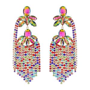 Pendientes de Borla con Flores de Diamantes de Varias Capas, Tendencia Femenina Nueva en Europa y Estados Unidos, Patrón Geométrico Exagerado para Banquetes - Product Image 1