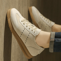 Nouvelles baskets décontractées en cuir de vache véritable polyvalentes pour hommes, de haute qualité, à lacets, classiques, de marque, logo de luxe, chic