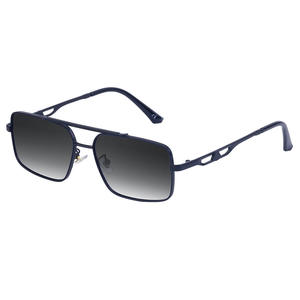 Lunettes de soleil carrées en métal pour hommes Cy-Gz1294, verres PC UV400, style conduite à double pont, monture noire C1 double gris - Product Image 2