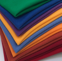 Tissu piqué en polyester de coton de haute qualité avec 210 g/m² 185cm en stock pour chemises uniformes pantalons jupes