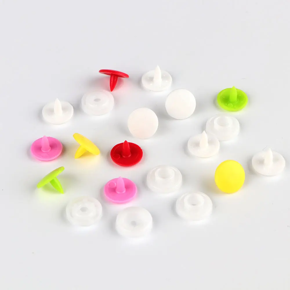 Source Factory F09 Plastic Press Snap Button Fabric Snap Fastener Button For Babi Clothing