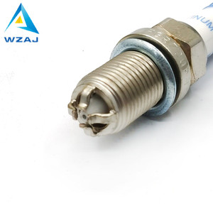 Bougie d'allumage WZAJ 0242236562 FGR7DQP Platinum Flare pour voitures à essence - Product Image 3