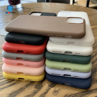 Pour iPhone 17 16 15 14 13 Mini Pro Max Liquid Silicone Case Microfibre Soft Touch Silicone Phone Case pour Apple