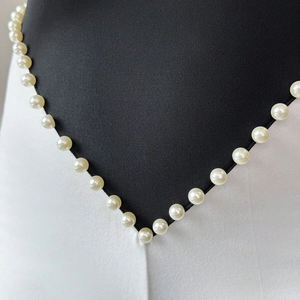 Combinaison élégante pour femme à col montant bicolore avec <span class=keywords><strong>taille</strong></span> en V ornée de perles - Product Image 4