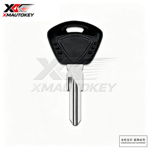 กุญแจรถมอเตอร์ไซค์สำหรับ Triumph T1050 T955 <span class=keywords><strong>Street</strong></span> <span class=keywords><strong>Triple</strong></span> 600 <span class=keywords><strong>675</strong></span> Tiger 800 T100 T900 T800 T120 กุญแจชิปแบบถอดได้สำหรับรถมอเตอร์ไซค์ - Product Image 6