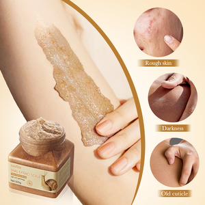 SADOER Crème Exfoliante Corporelle aux Herbes, Vitamine C et Aloe Vera - Sans Sulfate pour un Nettoyage en Profondeur et un Teint Éclatant - Product Image 4