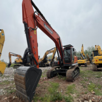 حفارة دوسان هيدروليكية زاحفة مستعملة طراز DX300LC-9C موديل 2023 بوزن 30 طن وساعات عمل قليلة وأداء مستقر للمحرك والمضخة والتعدين