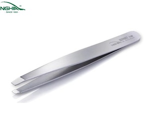 Pince à épiler professionnelle en acier inoxydable à pointe carrée ODM pour sourcils et manucure – Vente en gros Nghia Export - Product Image 6
