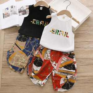 Nuevo Conjunto de Verano Premium para Bebé: Abrigo Musulmán y Perchas Metálicas para Pantalones, Ropa de Diseñador para Niña Japonesa - Product Image 3