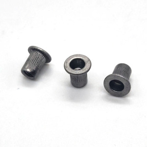 Écrou à riveter d'un mètre en acier au carbone Q235, tête moletée plate avec rondelle, qualité A, zingué pour la fabrication automobile - Product Image 4