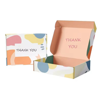 Boîtes d'expédition roses avec logo personnalisé Emballage de produit postal Boîte magnétique cosmétique pour soins de la peau Boîtes cadeau en carton papier kraft