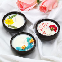 Lilin Beraroma Indah dengan Bunga Kering, Tanaman Kering Alami, dan Lilin Kedelai dengan Keramik Buatan Tangan