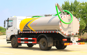 El vehículo de transferencia de aguas residuales urbanas de gran capacidad Dongfeng 12000L es muy apreciado por los clientes en el sudeste asiático. - Product Image 4