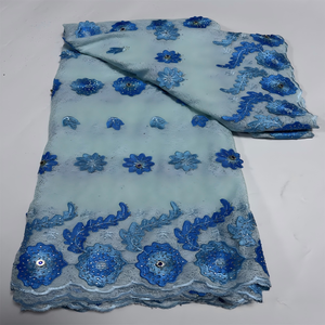 Tissu en dentelle brodée 3D en voile 100 % polyester écologique soluble dans l'eau avec sequins pour robe de soirée africaine pour femmes - Product Image 3