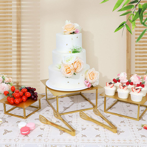 Soporte cuadrado dorado <span class=keywords><strong>para</strong></span> pastel Soporte elegante <span class=keywords><strong>para</strong></span> pastel de <span class=keywords><strong>boda</strong></span> Exhibición de mesa de postre <span class=keywords><strong>para</strong></span> fiesta de cumpleaños - Product Image 3