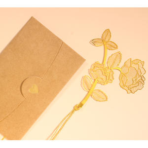 Nouvelle Tendance Marque-Page à Pompons, Cadeau Créatif pour Enseignants et Étudiants, Marque-Page Creux en Laiton Doré à Feuille d'Or Mignon - Product Image 6